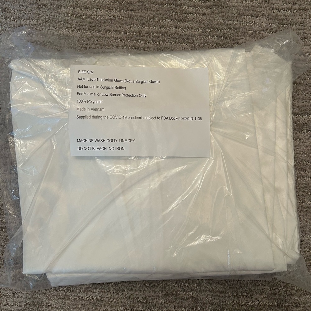 5 Pack AAMI Level 1 Isolation Gown Polyester Washable Reusable S/M New
